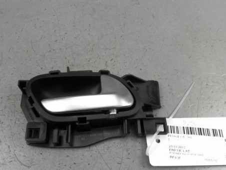 POIGNEE INTERIEURE PORTE ARRIERE DROIT PEUGEOT 208 2013