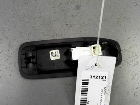 COMMANDE LEVE-GLACE PORTE AVD PEUGEOT 208 2012