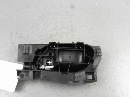 POIGNEE INTERIEURE PORTE AVANT DROIT CITROEN C3 2015