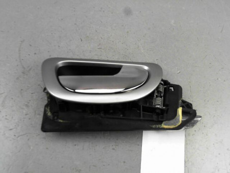 POIGNEE INTERIEURE PORTE AVANT DROIT PEUGEOT 307 2004