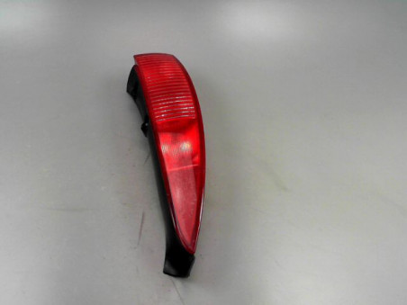 FEU ARRIERE DROIT CITROEN C5 2001