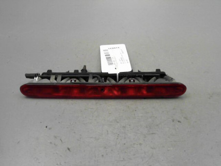FEUX STOP SUPPLEMENTAIRE PEUGEOT 206 2012