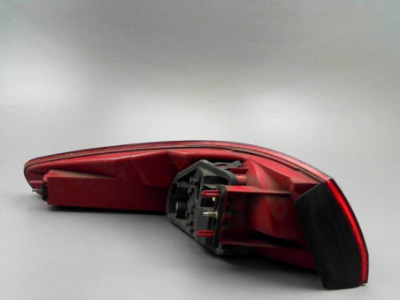 FEU ARRIERE DROIT PEUGEOT 607 2008