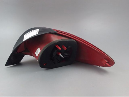 FEU ARRIERE GAUCHE  PEUGEOT 206 2012
