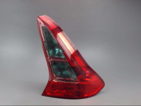 FEU ARRIERE DROIT CITROEN C4 2005