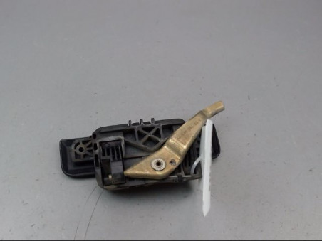 POIGNEE EXTERIEURE PORTE ARRIERE GAUCHE PEUGEOT 106 1993
