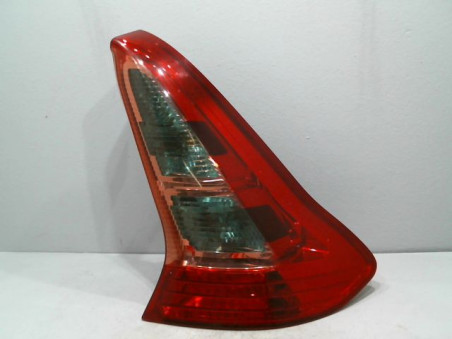 FEU ARRIERE DROIT CITROEN C4 2005