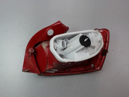 FEU ARRIERE GAUCHE  SEAT IBIZA 2011