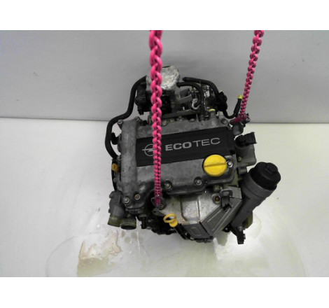 MOTEUR ESSENCE OPEL CORSA II Phase 1  1993-1997 1.0 i 12V 