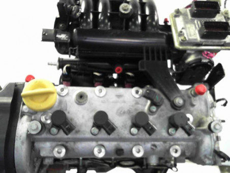MOTEUR ESSENCE FIAT IDEA MONOSP. Phase 1 2004-2005 1.4 16V