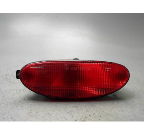 FEU BROUILLARD CENTRAL ARRIERE PEUGEOT 206 1998-2009