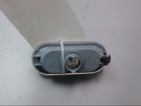 REPETITEUR AILE DROIT SEAT LEON I (1M) 2000-2006