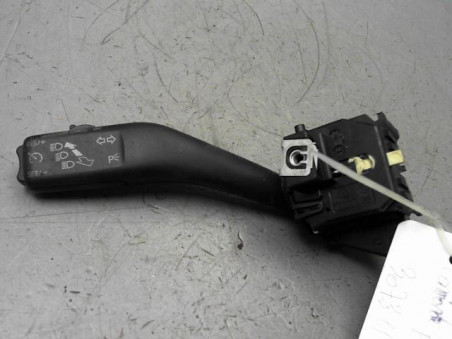 COMMANDE CLIGNOTANT VOLKSWAGEN GOLF VI (1K) 2008-2013