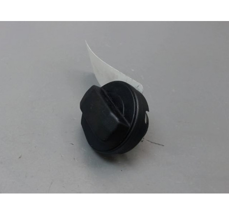 BOUCHON RESERVOIR A CARBURANT VOLKSWAGEN GOLF IV (1J) 1998-2004