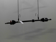TRANSMISSION AVANT DROIT TOYOTA YARIS 2005- 1.5 Hybrid 