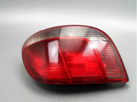 FEU ARRIERE GAUCHE  TOYOTA YARIS I Phase 1 1999-2003