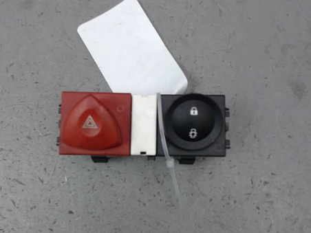 BOUTON DE WARNING RENAULT MEGANE BERL. II Phase 2 2006-2009
