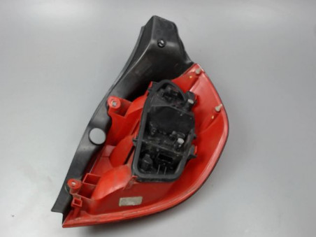 FEU ARRIERE GAUCHE  RENAULT CLIO III Phase 1 2005-2009