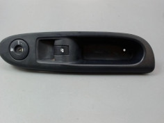 COMMANDE LEVE-GLACE PORTE AVD RENAULT CLIO II Phase 2 2001-2006