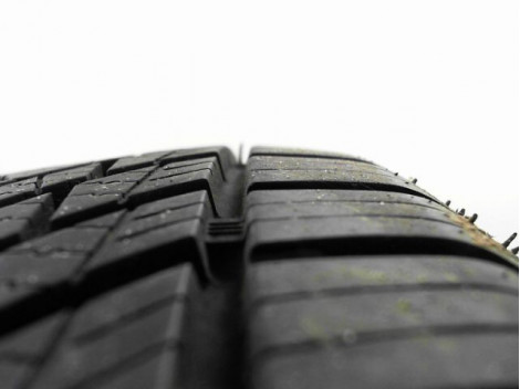 Pneu TRACMAX ALL SEASON TRAC SAVER 185 60 15 88 H