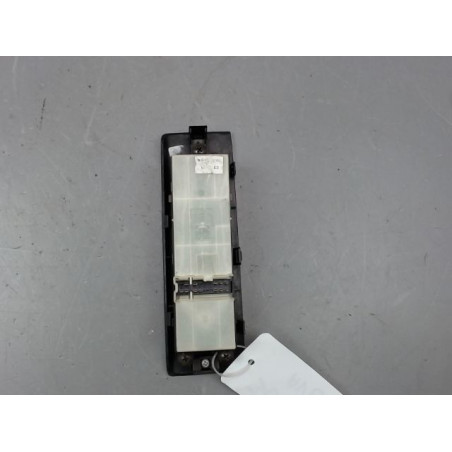 COMMANDE LEVE-GLACE PORTE AVG NISSAN PATHFINDER