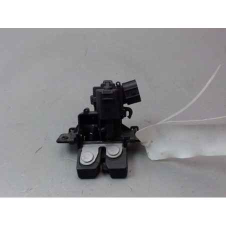 SERRURE HAYON  TOYOTA YARIS II Phase 2 2009-2011