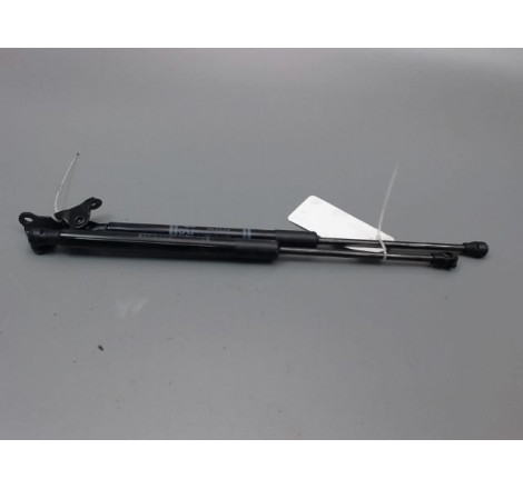VERIN GAUCHE HAYON TOYOTA YARIS 2005-