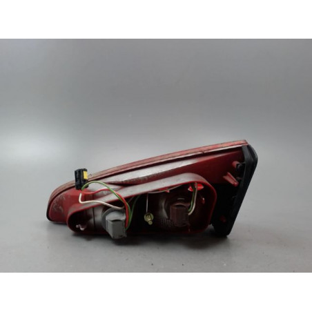 FEU ARRIERE INTERIEUR GAUCHE PEUGEOT 607 BERL. Phase 1 1999-2004