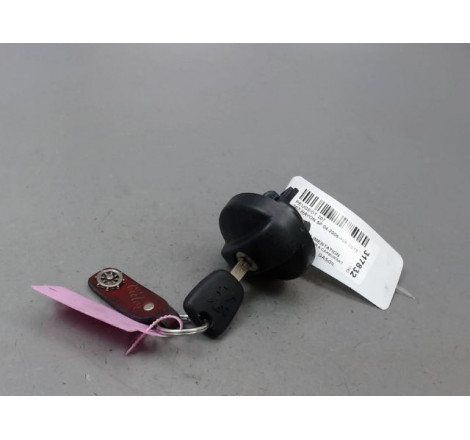 BOUCHON RESERVOIR A CARBURANT PEUGEOT 207 2006-2013
