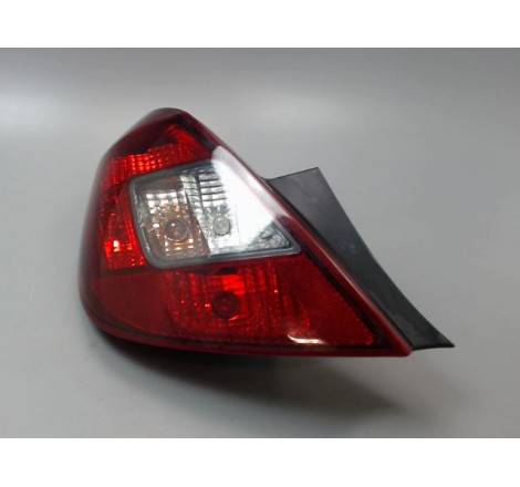 FEU ARRIERE GAUCHE  OPEL CORSA IV Phase 2 (D) 2011-...
