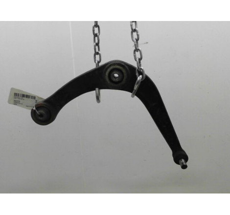 TRIANGLE INFERIEUR AVANT DROIT PEUGEOT 206 + 2009-2013