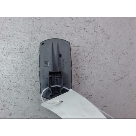 COMMANDE LEVE-GLACE PORTE AVD OPEL CORSA IV Phase 2 (D) 2011-2015