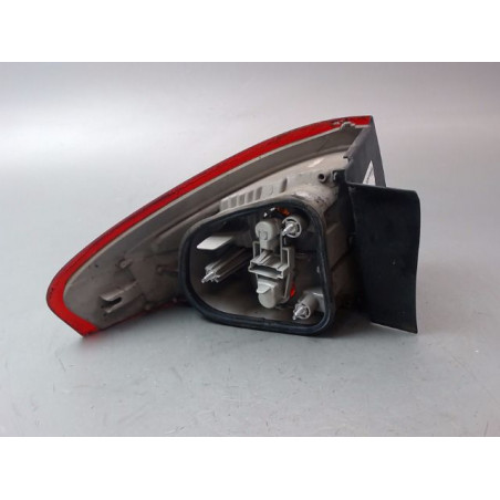 FEU ARRIERE DROIT FORD MONDEO III Phase 1 2007-2010