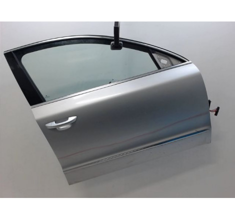 PORTE AVANT DROIT SKODA SUPERB