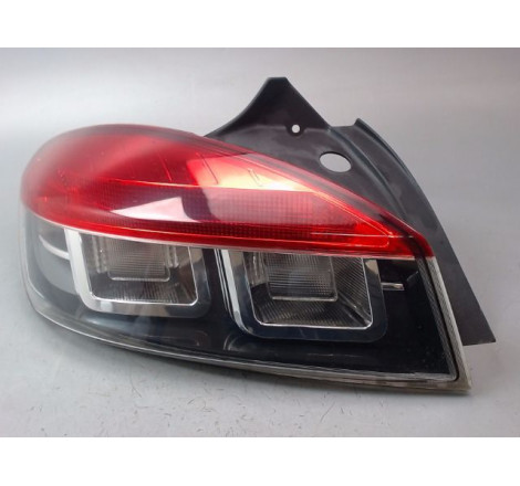 FEU ARRIERE GAUCHE  RENAULT MEGANE COUPE III Phase 1 2008-2012