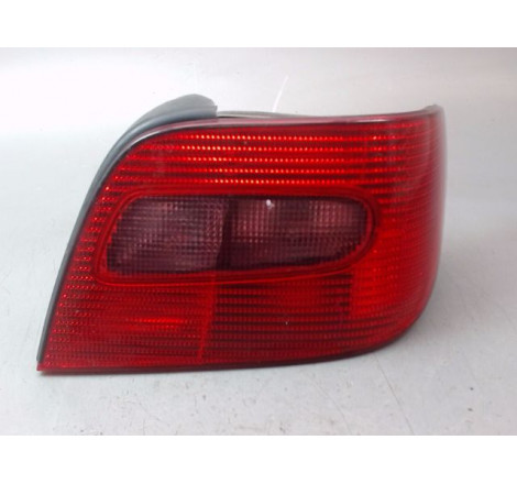 FEU ARRIERE DROIT CITROEN XSARA Phase 2 2000-2004