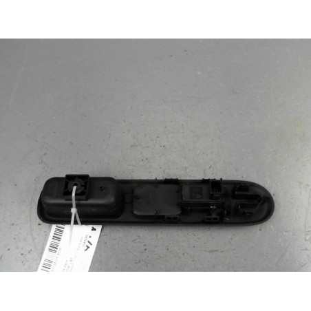 COMMANDE LEVE-GLACE PORTE AVD PEUGEOT 5008 MONOSP. I Phase 1 2009-2013