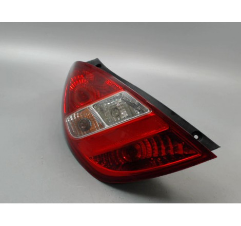 FEU ARRIERE GAUCHE  HYUNDAI I 20 2009-
