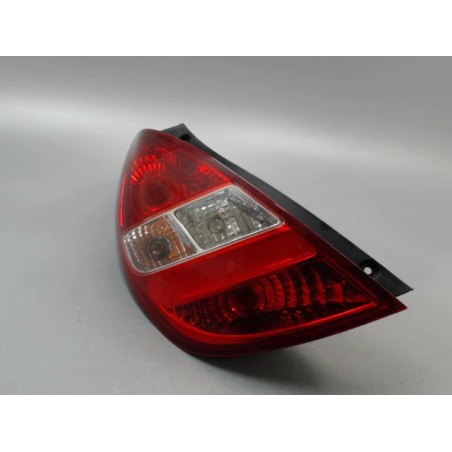 FEU ARRIERE GAUCHE  HYUNDAI I 20 2009-