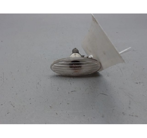 REPETITEUR AILE GAUCHE NISSAN NOTE I Phase 1 2006-2009