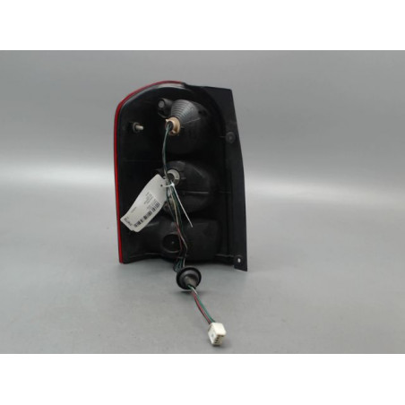 FEU ARRIERE DROIT MAZDA MPV 2000-