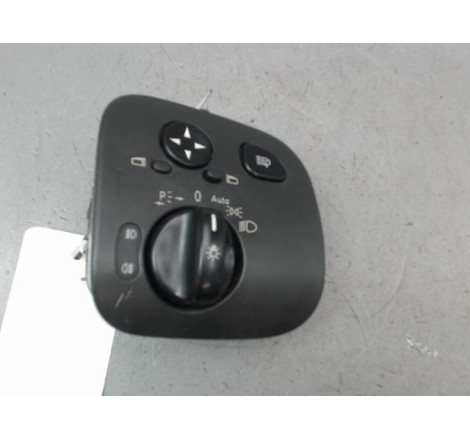 INTERIEUR COMMANDE PHARES MERCEDES CLASSE C SPORTCOUPE II Phase 1 (203) 2001-2004