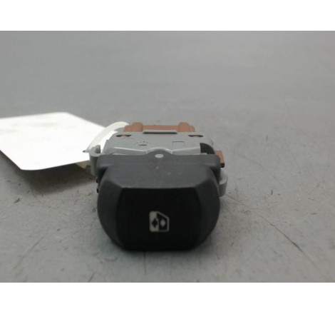 COMMANDE LEVE-GLACE PORTE AVD RENAULT CLIO III Phase 2 2009-...