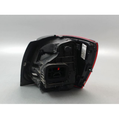 FEU ARRIERE GAUCHE  VOLKSWAGEN POLO V Phase 1 (6R) 2009-...