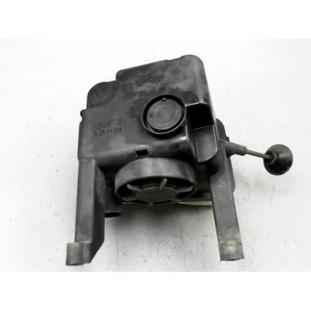 PHARE ANTIBROUILLARD AVANT GAUCHE OPEL MERIVA