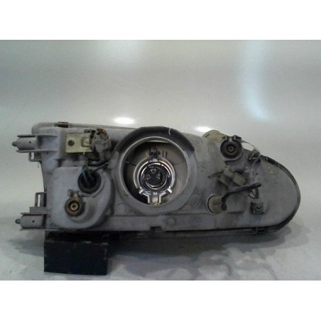 PHARE GAUCHE PROTON 413