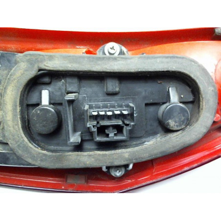 FEU ARRIERE DROIT FIAT PUNTO 99-2003