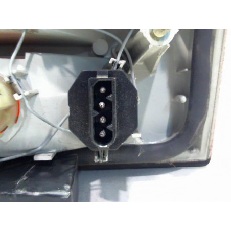 FEU ARRIERE INTERIEUR DROIT BMW SERIE 5 (E34) 88-94