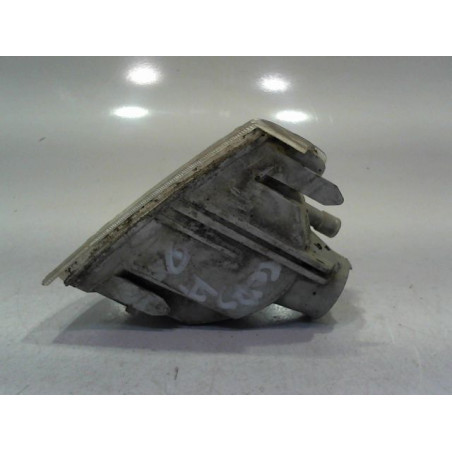CLIGNOTANT DROIT OPEL CORSA 90-93
