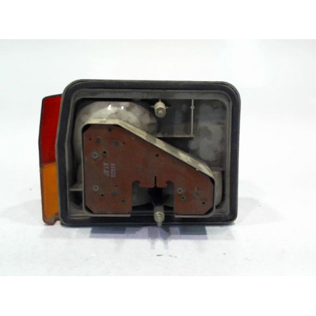 FEU ARRIERE DROIT AUSTIN METRO -1991